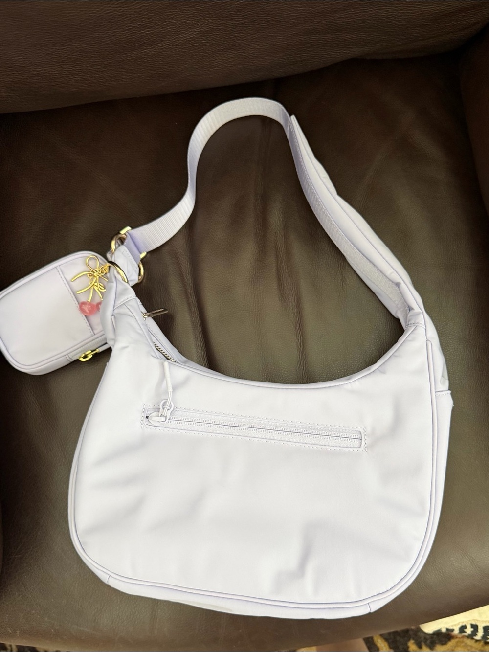 Lululemon | City Essentials 4L Shoulder Bag with Mini Pouch | Lavender Frost - Picture 3 of 5